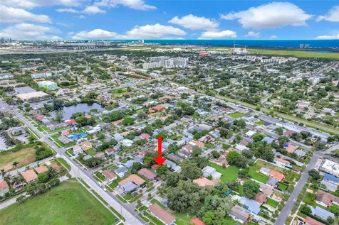 746 SW 4th Street Dania Beach FL 33004