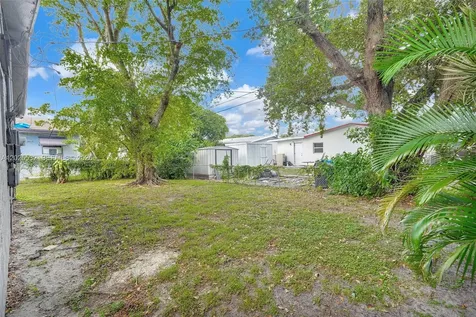 746 SW 4th Street Dania Beach FL 33004