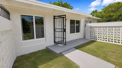 2954 NW 192nd Terrace Miami Gardens FL 33056