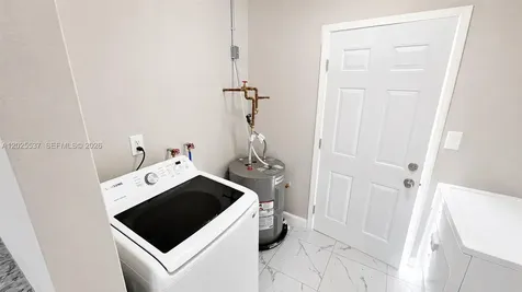 2954 NW 192nd Terrace Miami Gardens FL 33056