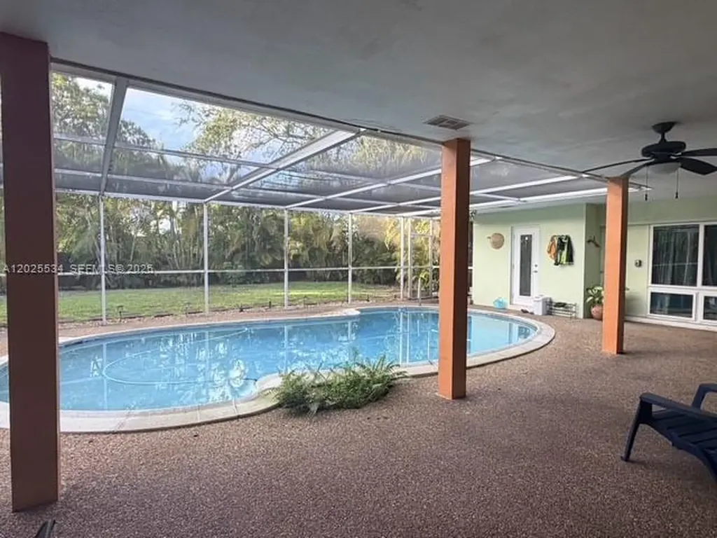 5129 Van Buren Street Hollywood FL 33021