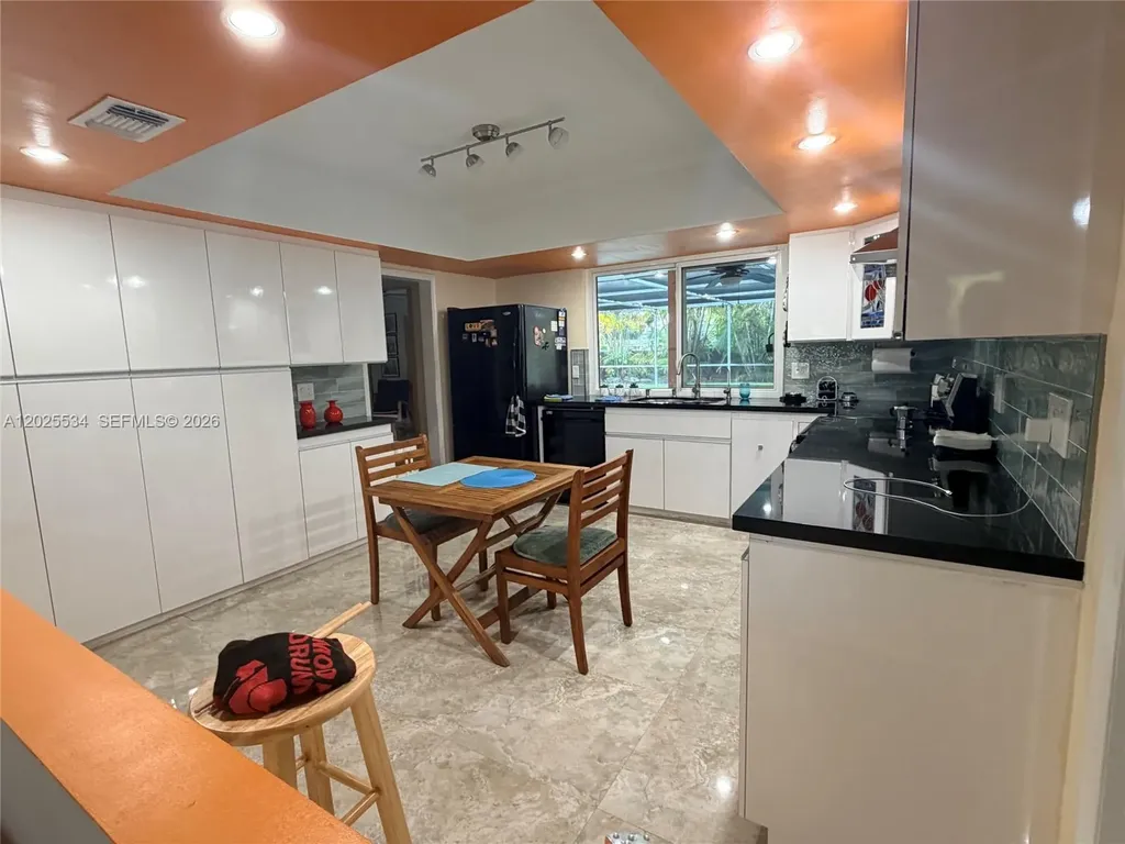 5129 Van Buren Street Hollywood FL 33021