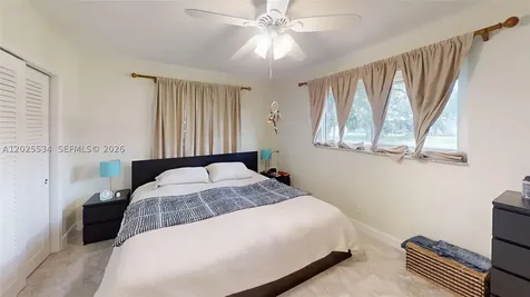 5129 Van Buren Street Hollywood FL 33021