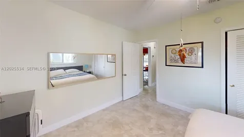 5129 Van Buren Street Hollywood FL 33021