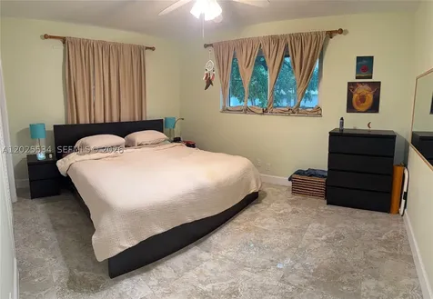5129 Van Buren Street Hollywood FL 33021