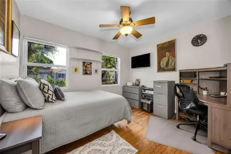 5825 SW 46th Terrace Miami FL 33155
