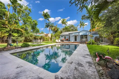 5825 SW 46th Terrace Miami FL 33155