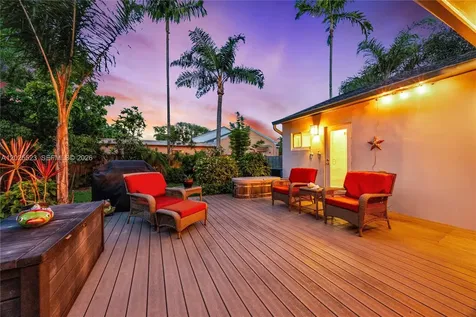 5825 SW 46th Terrace Miami FL 33155