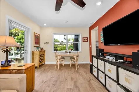 5825 SW 46th Terrace Miami FL 33155