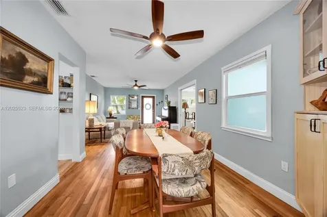 5825 SW 46th Terrace Miami FL 33155
