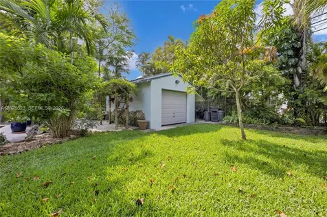 5825 SW 46th Terrace Miami FL 33155