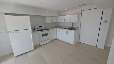 708 NE 4th Street Hallandale Beach FL 33009