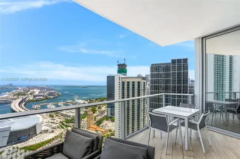 851 NE 1st Avenue Miami FL 33132