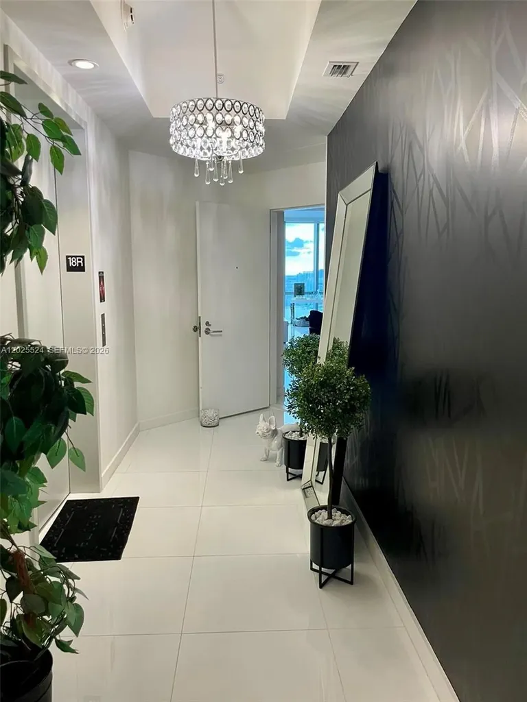 851 NE 1st Avenue Miami FL 33132