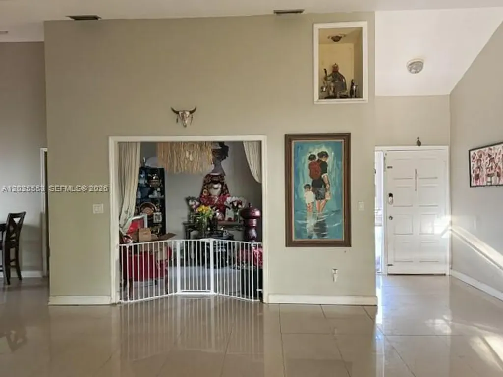 21705 SW 99th Avenue Cutler Bay FL 33190