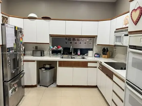 21705 SW 99th Avenue Cutler Bay FL 33190