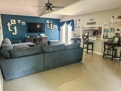 21705 SW 99th Avenue Cutler Bay FL 33190