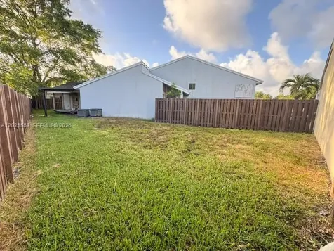 21705 SW 99th Avenue Cutler Bay FL 33190