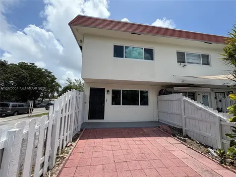 1450 NE 151st Street Miami FL 33162