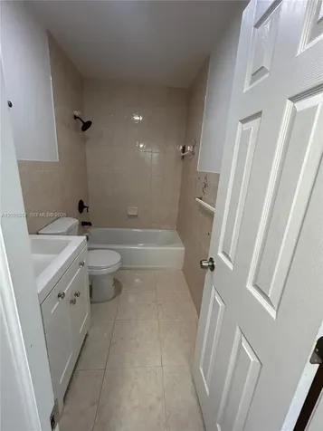 1450 NE 151st Street Miami FL 33162