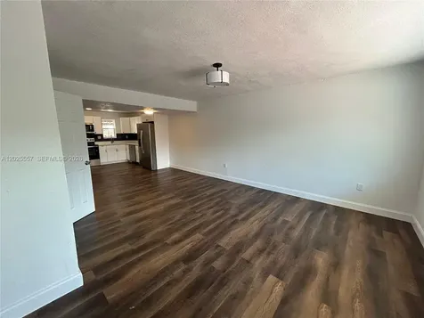 1450 NE 151st Street Miami FL 33162