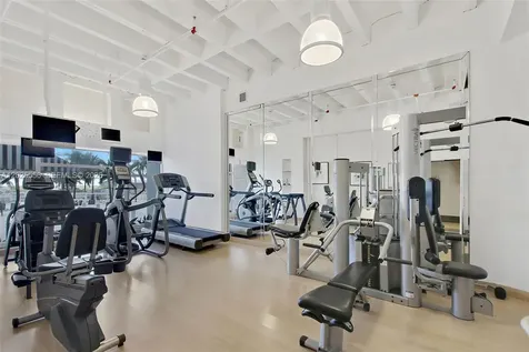 4925 Collins Avenue Miami Beach FL 33140
