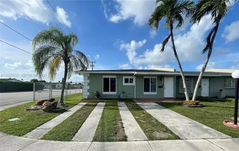 10115 SW 21st Terrace Miami FL 33165