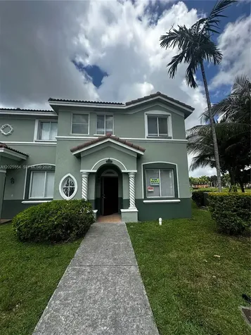 2718 SE 15th Place Homestead FL 33035