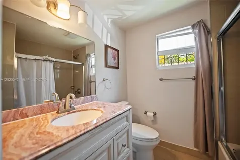 1053 NW 28th Street Miami FL 33127