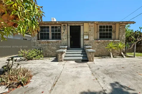 1053 NW 28th Street Miami FL 33127