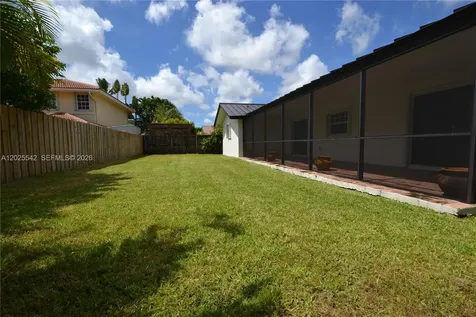 5785 SW 89th Avenue Miami FL 33173