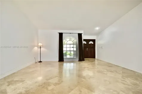 5785 SW 89th Avenue Miami FL 33173