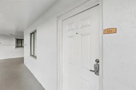 6041 W 24th Avenue Hialeah FL 33016