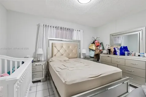 6041 W 24th Avenue Hialeah FL 33016