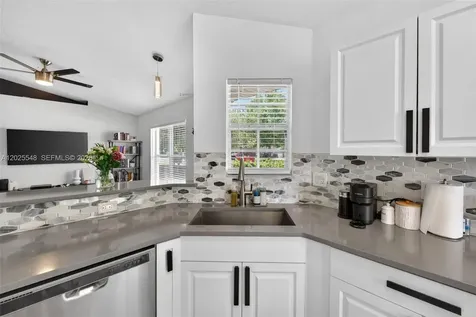 2303 Northern Leaf Street Orlando FL 32817