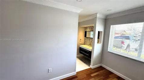 11312 SW 25th Miami FL 33165