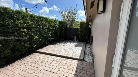 11312 SW 25th Miami FL 33165
