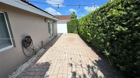 11312 SW 25th Miami FL 33165