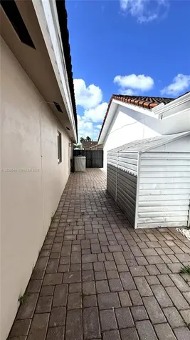 11312 SW 25th Miami FL 33165