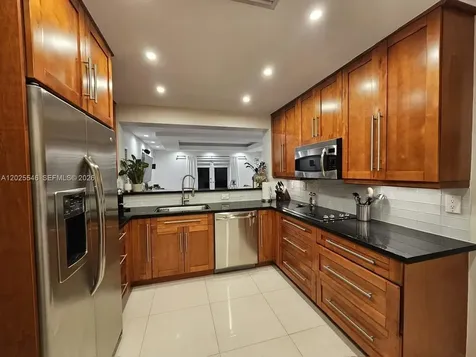 11312 SW 25th Miami FL 33165