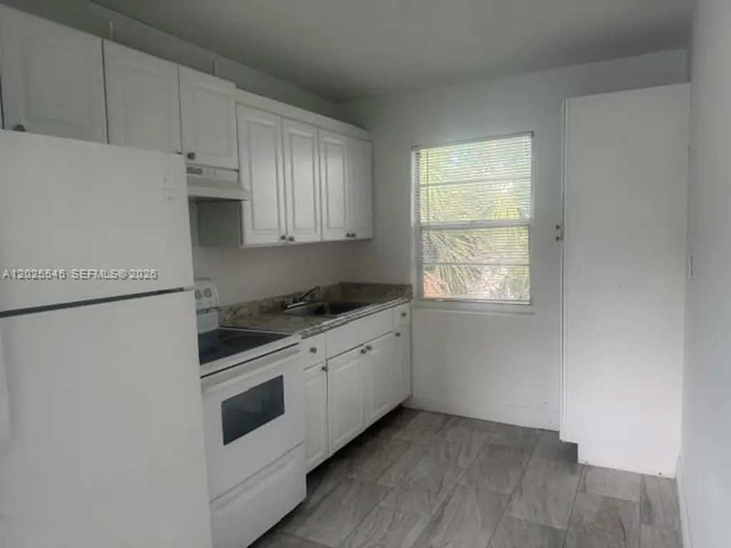 608 5th Street West Palm Beach FL 33401