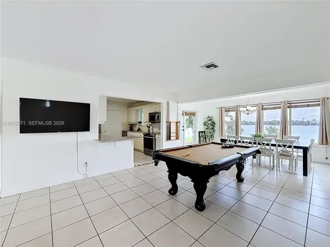 2501 NE 209th Terrace Miami FL 33180