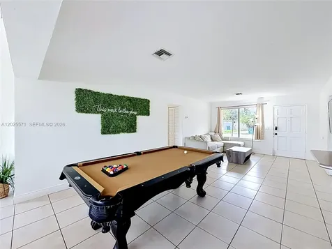 2501 NE 209th Terrace Miami FL 33180
