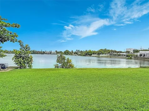 2501 NE 209th Terrace Miami FL 33180