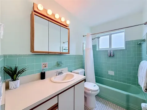 2501 NE 209th Terrace Miami FL 33180