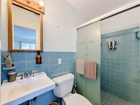 2501 NE 209th Terrace Miami FL 33180