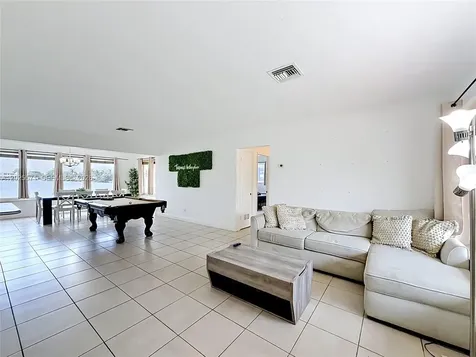 2501 NE 209th Terrace Miami FL 33180