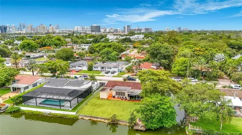 2501 NE 209th Terrace Miami FL 33180