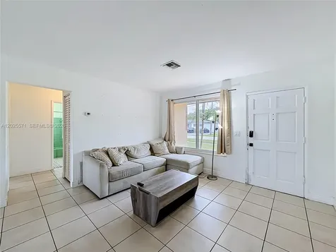 2501 NE 209th Terrace Miami FL 33180