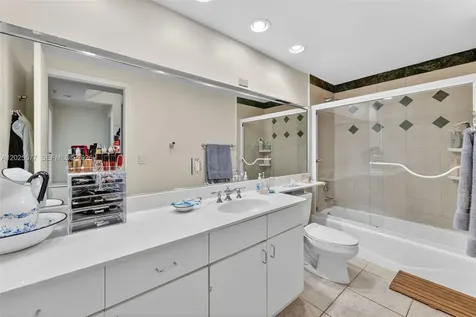 50 Ocean Lane Drive Key Biscayne FL 33149